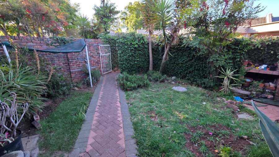 2 Bedroom Property for Sale in Pellissier Free State